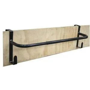 Adjustable and Portable Rug Hanger