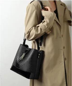 Crocodile Pattern Bucket Crossbody Bag for Women Leather Hobo Satchel Shoulder Bag Ladies Leather Bucket Purse