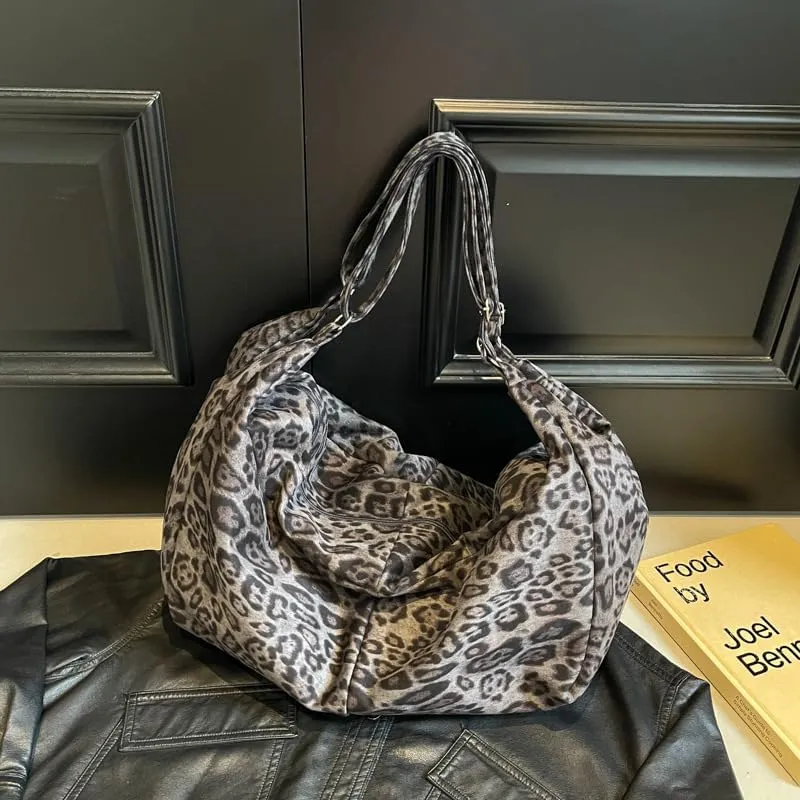 Hobo Bag for Women Cheetah Print, Cute Cheetah Purses Handbag y2k Grunge Chic Ladies Shoulder Bags Leopard Print Purse (khaki)