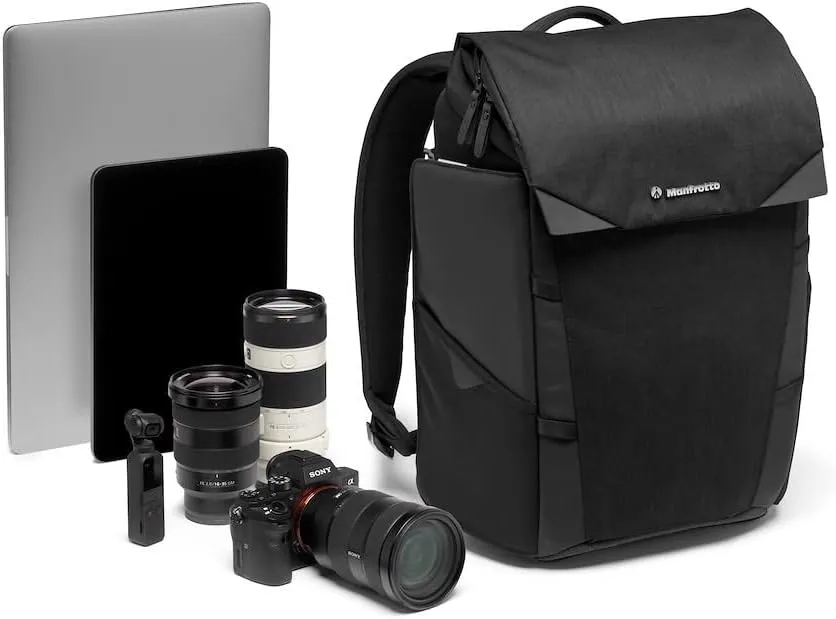 Manfrotto MB CH-BP-30 Chicago Camera Backpack Small, Versatile Daypack/Photo Bag, for Photo/Videographers, for DSLR, Mirrorless, Laptops, Lenses and Travel Gear, Small