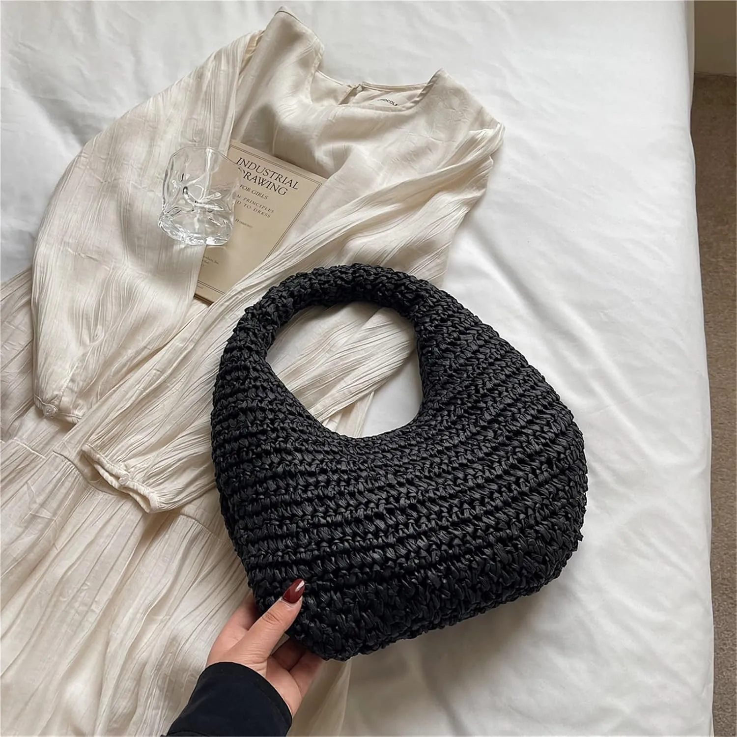 Women's Fashionable Versatile Retro Straw Handbag Solid Color Seaside Travel Shopping Commuter Bag
