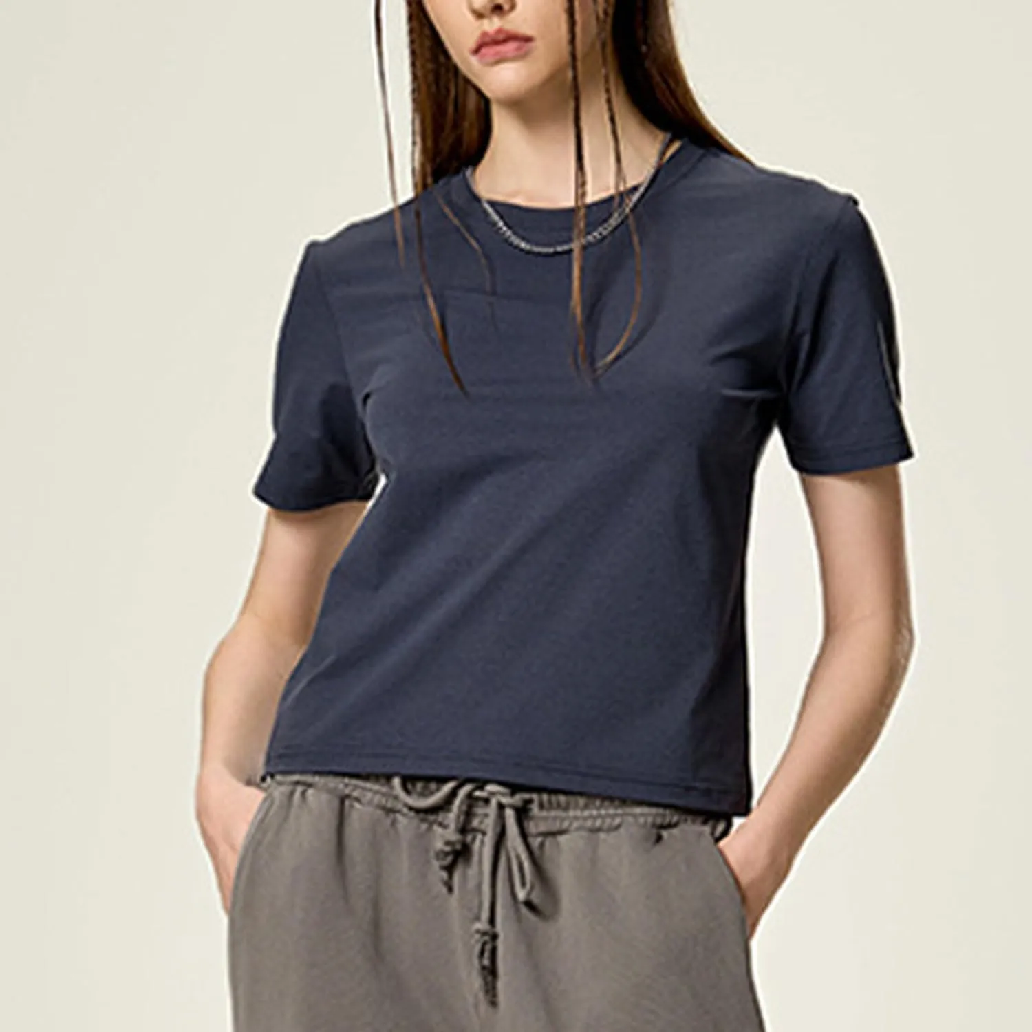 Yoolin Women's Slim Fit T-Shirt Moisture Wicking Quick Dry Round Neck Casual Summer Petite Sizing Pure Color Versatile Top